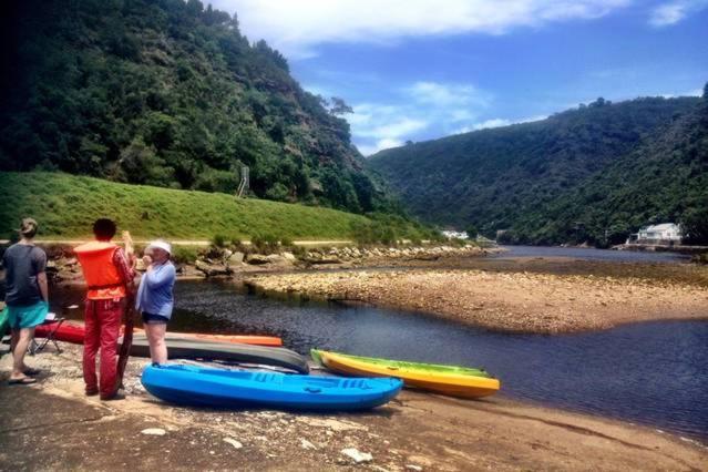 - Self Catering Unit With Woodfired Hot Tub Homestay Knysna